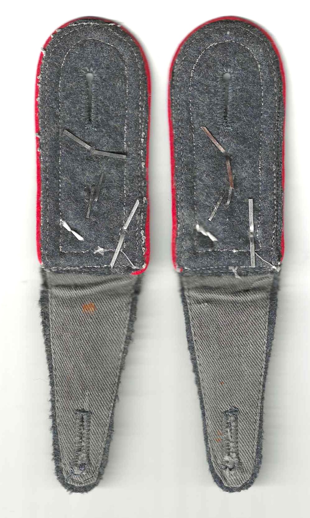 Luftwaffe Shoulder straps for a Flakartillerie Stabsfeldwebel - Image 3