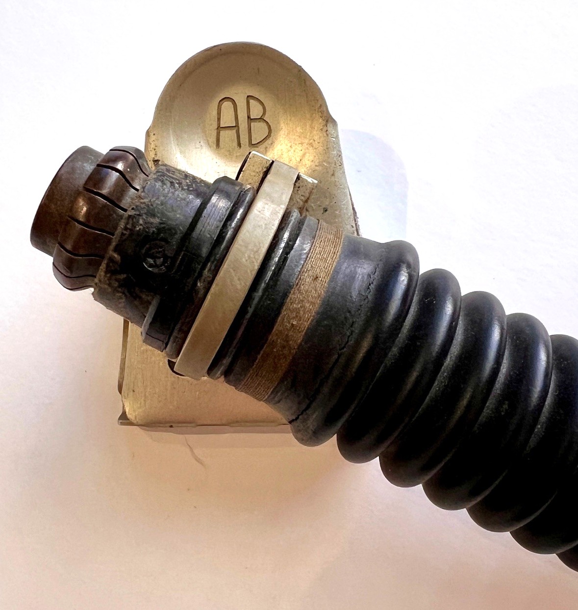 Luftwaffe Auer model 10-6701 Oxygen Mask - Image 9