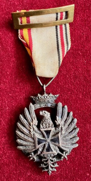 Spanish "Blue Division" Medal for the Campaign in Russia 1943, three-piece officer’s model