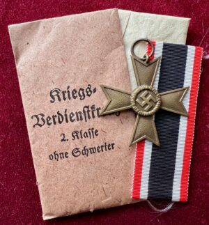 War Merit Cross 2st Class without Swords (Kriegsverdienstkreuz 2. Klasse ohne Schwerter)
