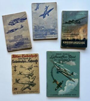 Luftwaffe Booklet Luftwaffen-Fibel des deutschen Jungen, written by Hermann Adler, Oberst im OKW, und Ing. Richard Schulz, 1943